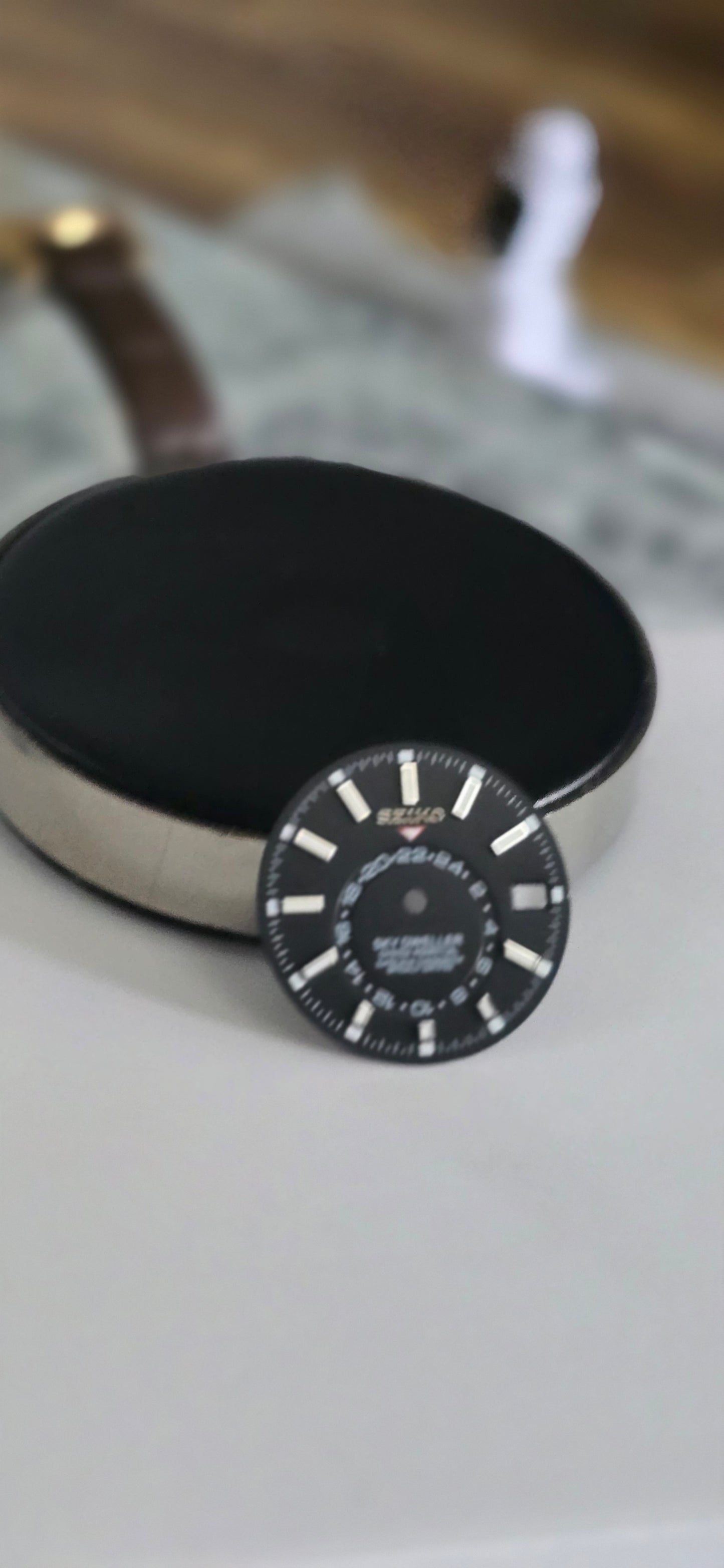 S dial
