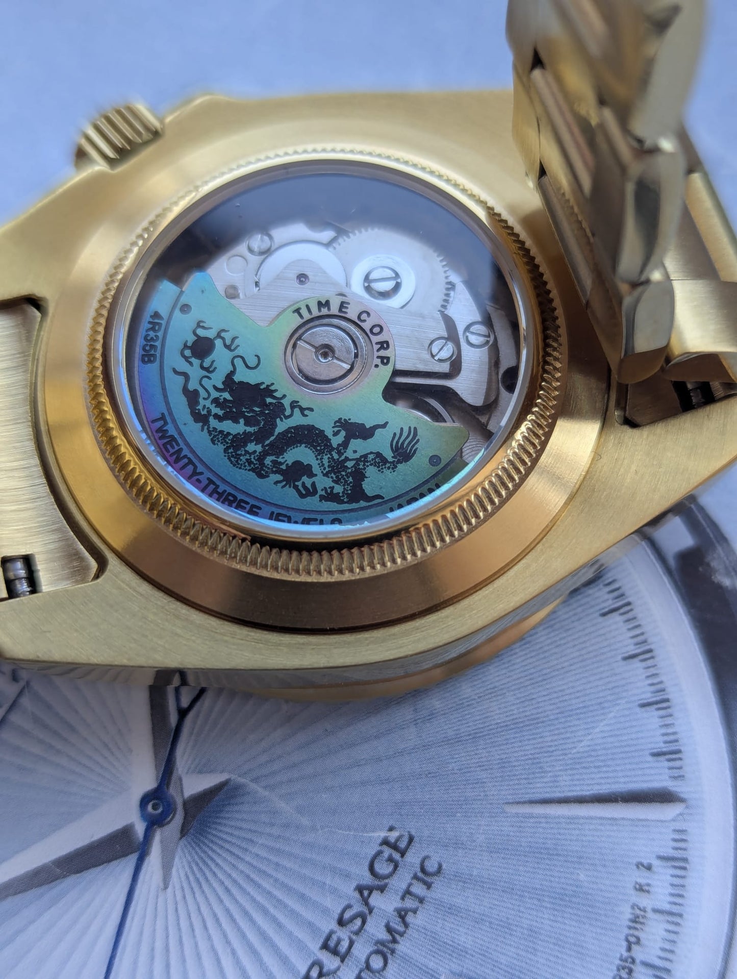 Bruce Lee inspired "The Golden Dragon "