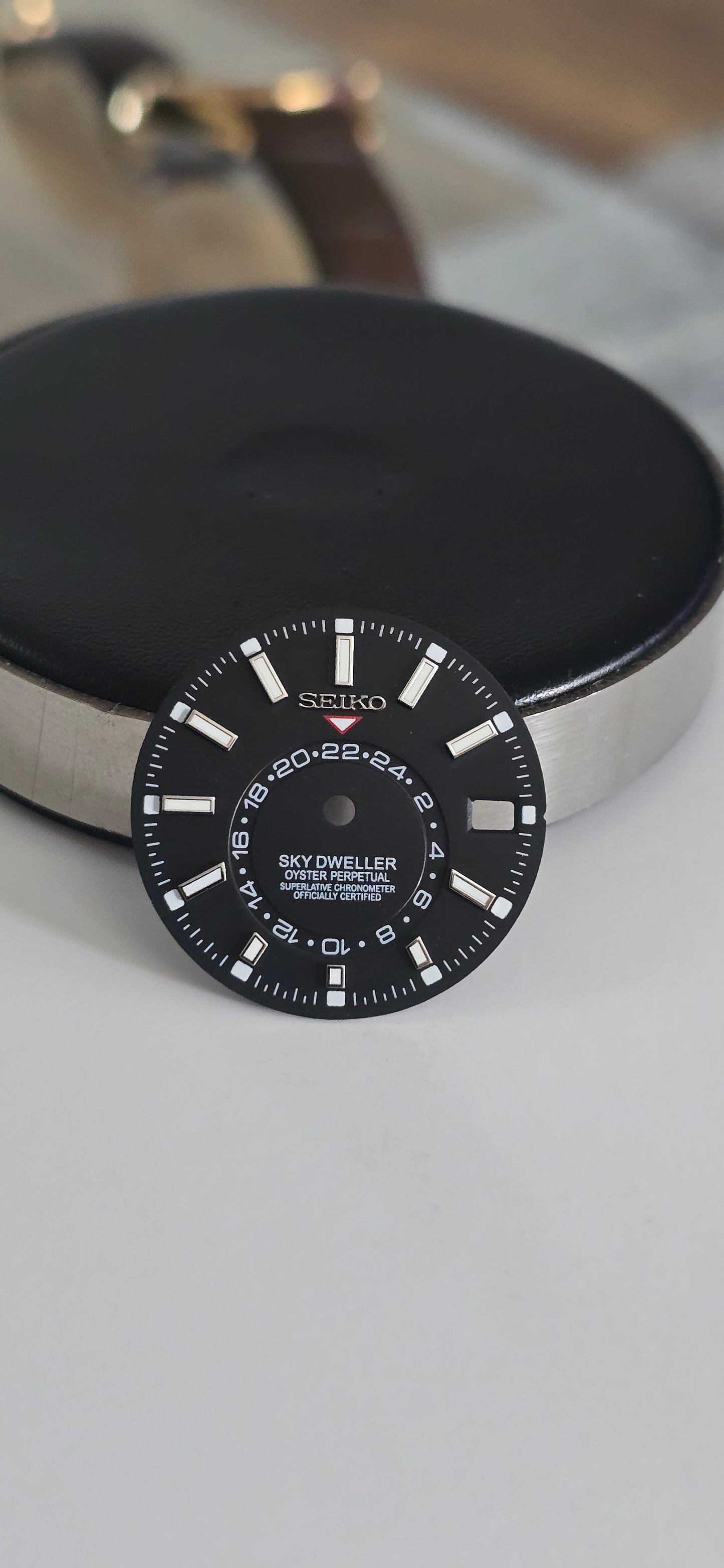 S dial
